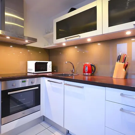 Mai Korter *